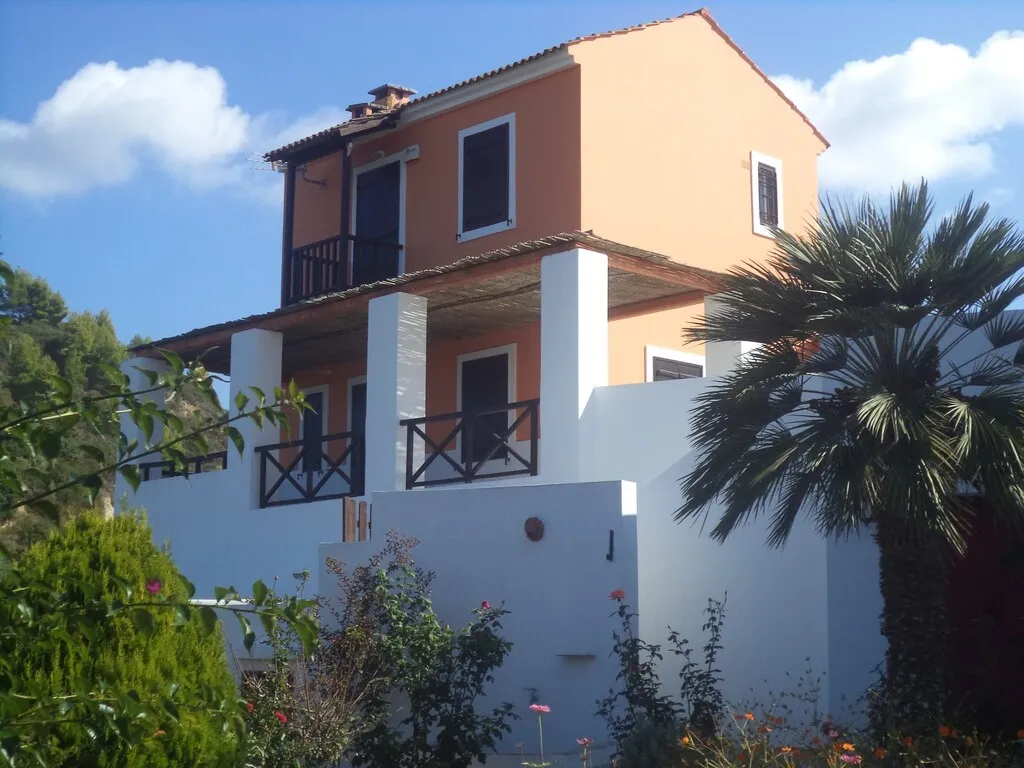 συγκρότημα προς πώληση 210 τ.μ Κάστρο Κυλλήνης Ηλεία