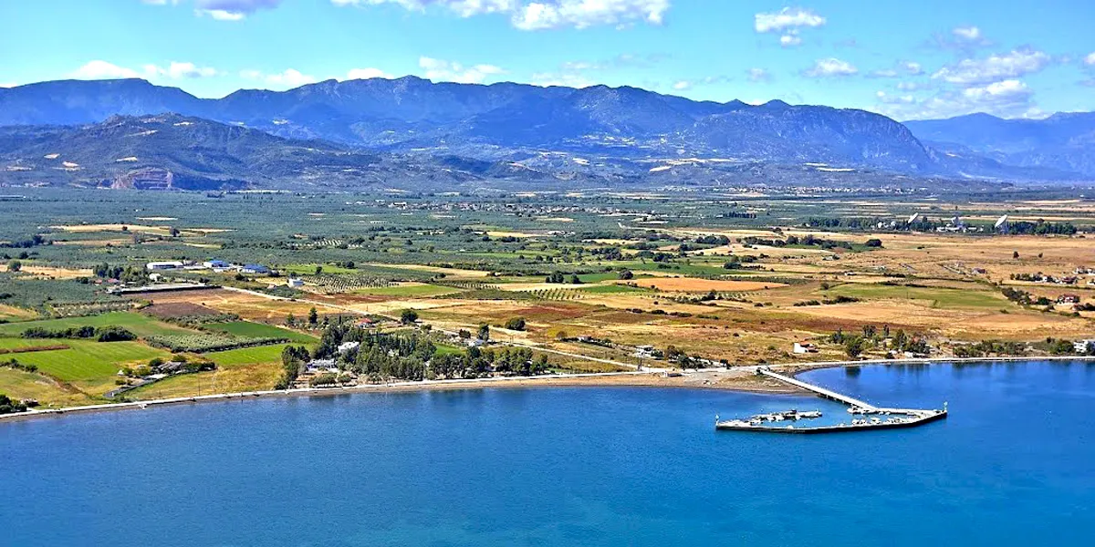 γη προς πώληση 14756 τ.μ Μώλος Φθιώτιδα