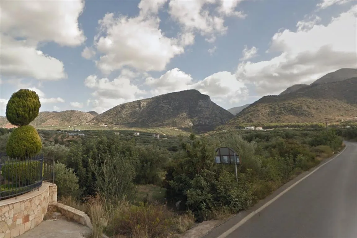 γη προς πώληση 3000 τ.μ Βραχάσι Νομός Λασιθίου