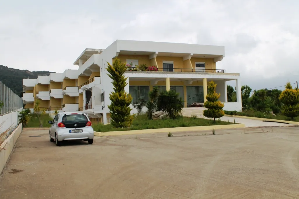 επιχείρηση προς πώληση 1300 τ.μ Ρόδος Δωδεκάνησα