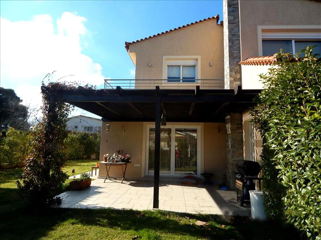 μονοκατοικία προς πώληση 282 τ.μ Άγιος Στέφανος Βόρεια Αθήνας