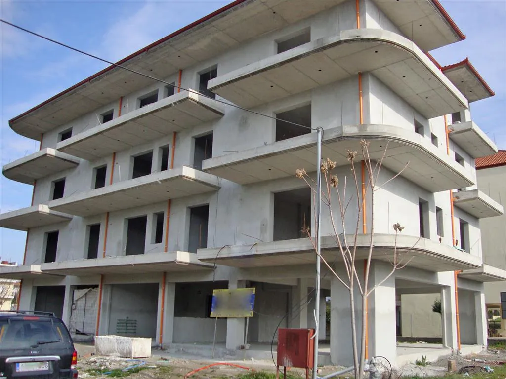 επιχείρηση προς πώληση 900 τ.μ  Νομός Πιερίας