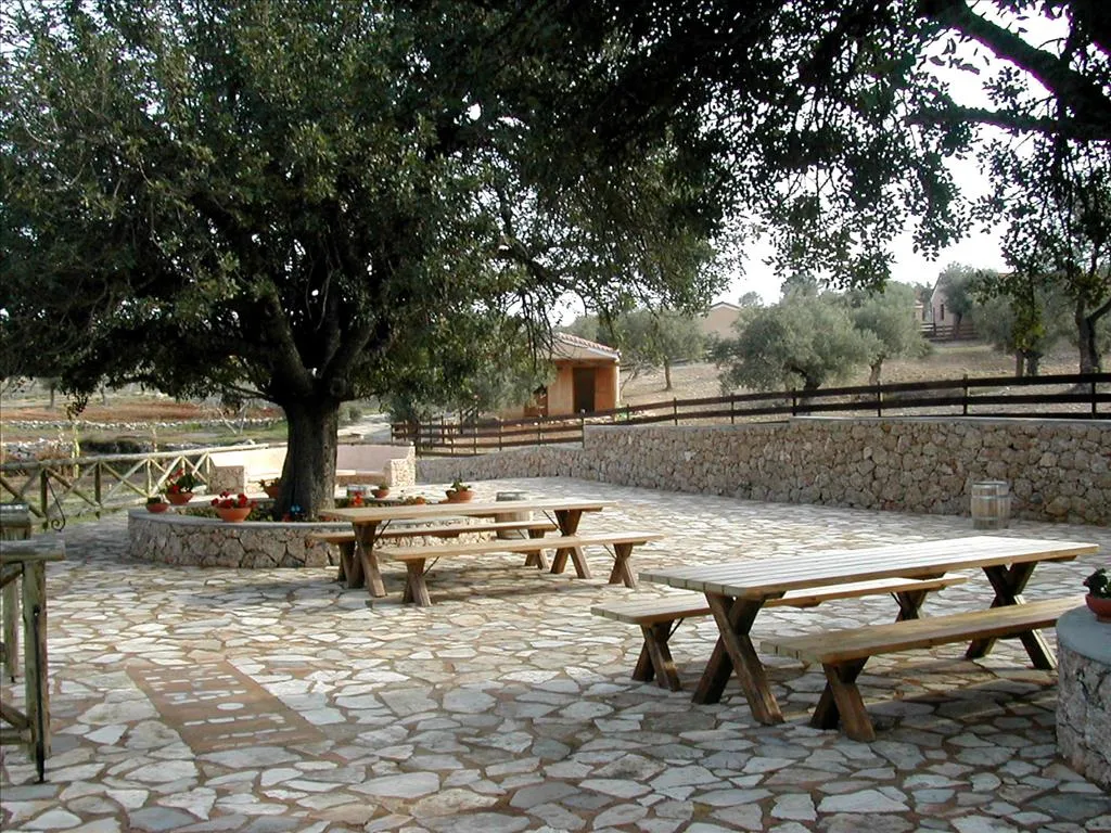 γη προς πώληση 44600 τ.μ Κρανίδι Αργολίδα