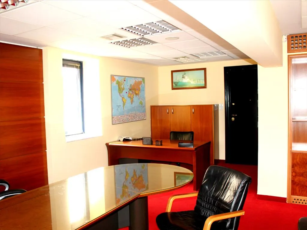 εμπορικό ακίνητο προς πώληση 140 τ.μ Γλυφάδα Νότια Αθήνας