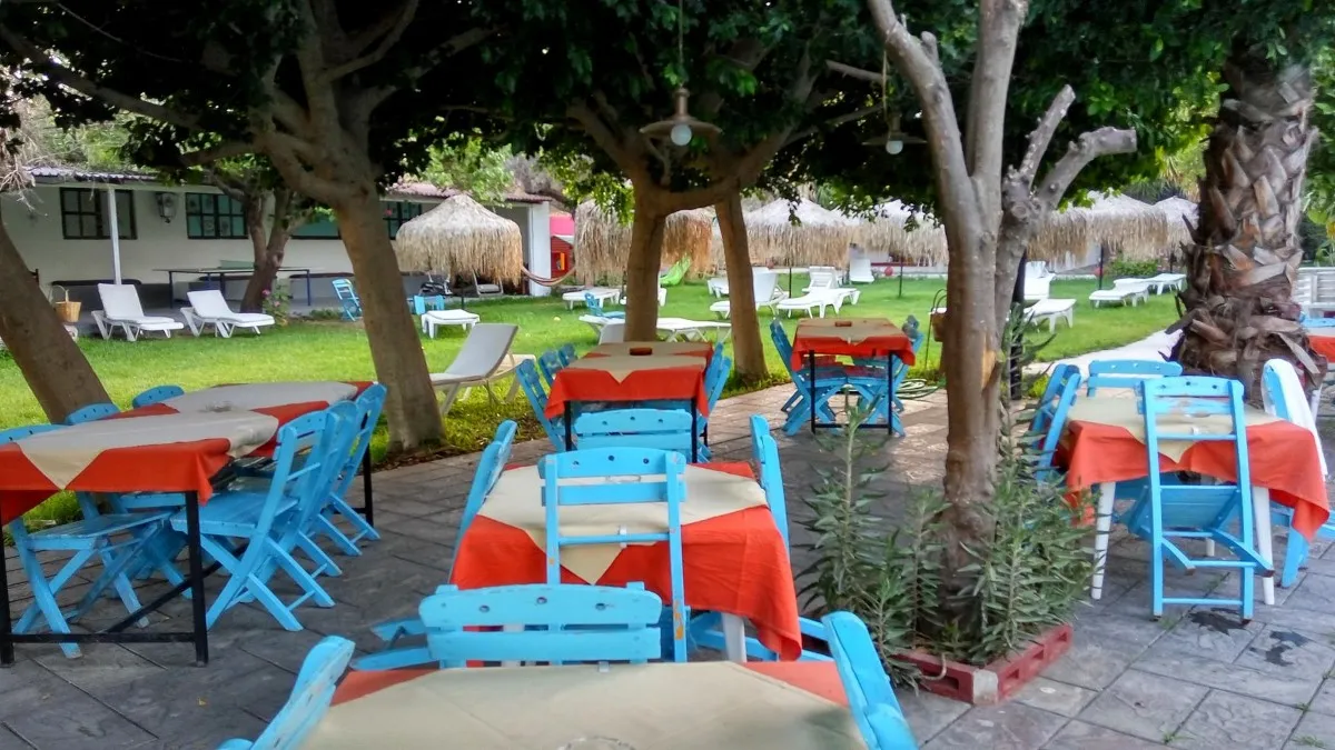 ξενοδοχείο προς πώληση 2200 τ.μ Ρόδος Δωδεκάνησα