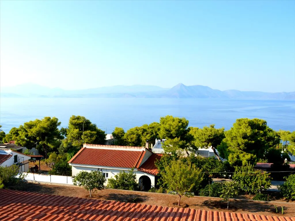 μονοκατοικία προς πώληση 100 τ.μ Λουτράκι-Περαχώρα Κορινθία