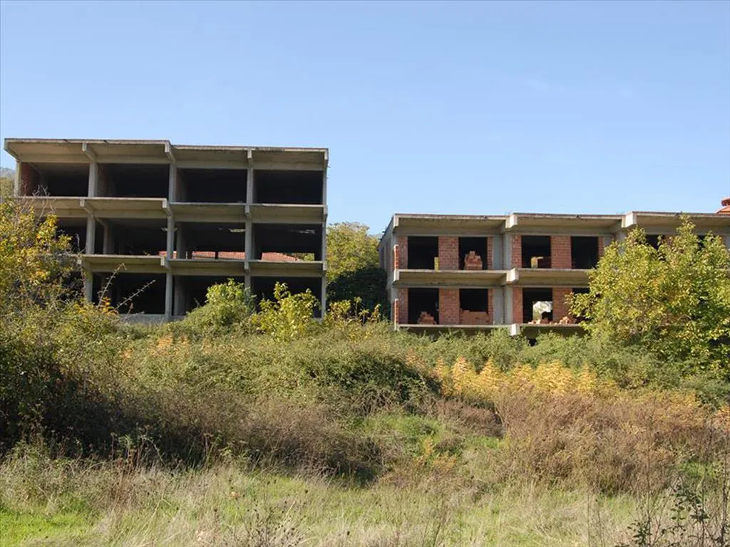 επιχείρηση προς πώληση 700 τ.μ  Νομός Πιερίας