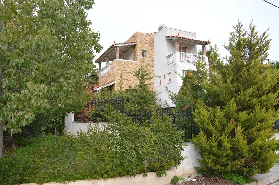 μεζονέτα προς πώληση 230 τ.μ Ραφήνα Υπόλοιπη Αττικής