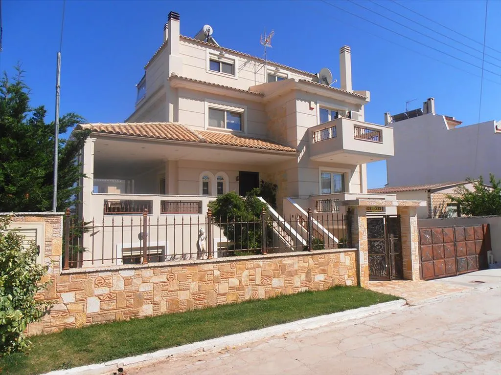 μονοκατοικία προς πώληση 330 τ.μ Αρτέμιδα (Λούτσα) Ανατολικά Αθήνας