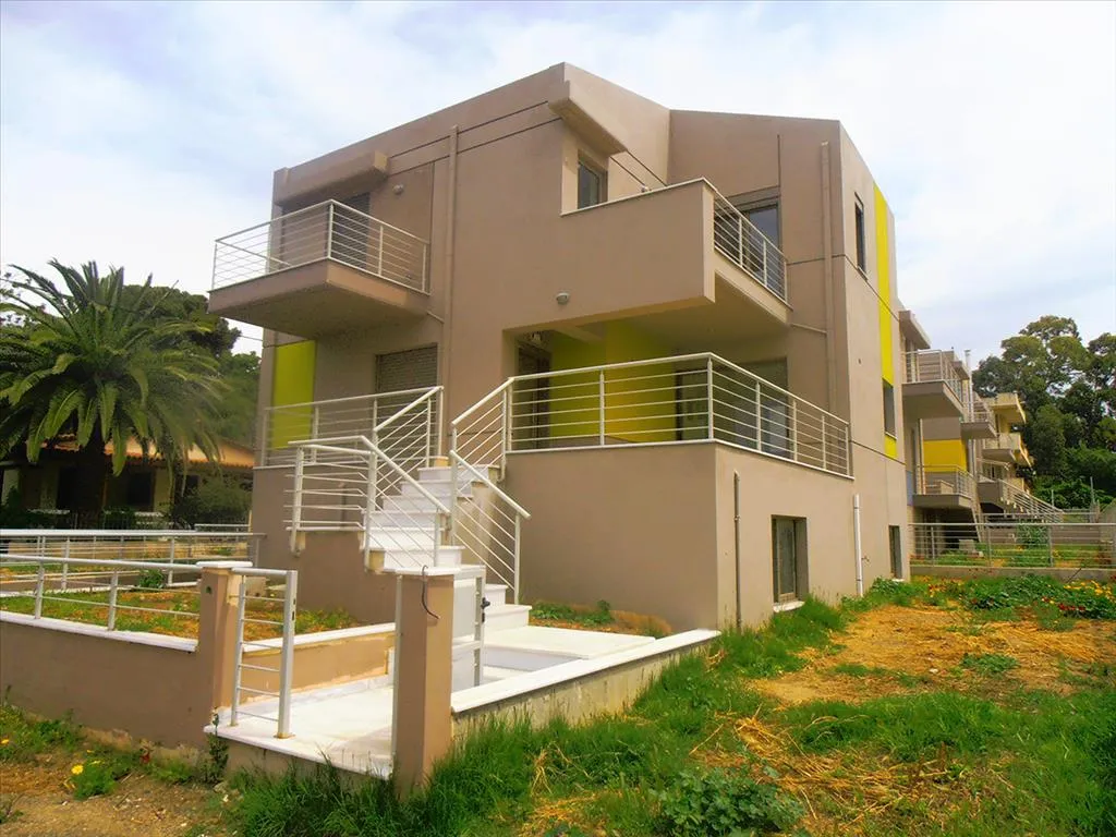 μονοκατοικία προς πώληση 230 τ.μ Λουτράκι-Περαχώρα Κορινθία