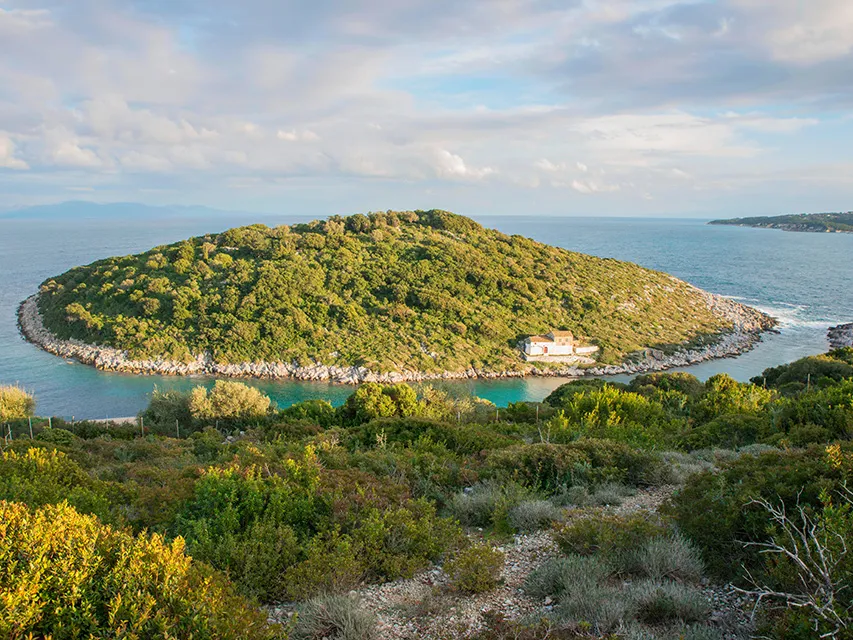 γη προς πώληση 14741 τ.μ Παξοί Νομός Κέρκυρας