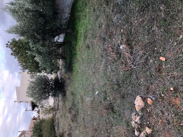 γη προς πώληση 800 τ.μ Καλύβια Θορικού Υπόλοιπη Αττικής