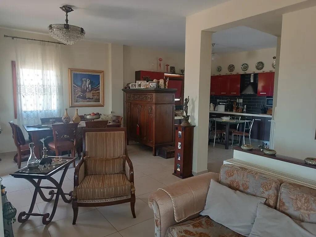 μονοκατοικία προς πώληση 141 τ.μ Σύρος Κυκλάδες