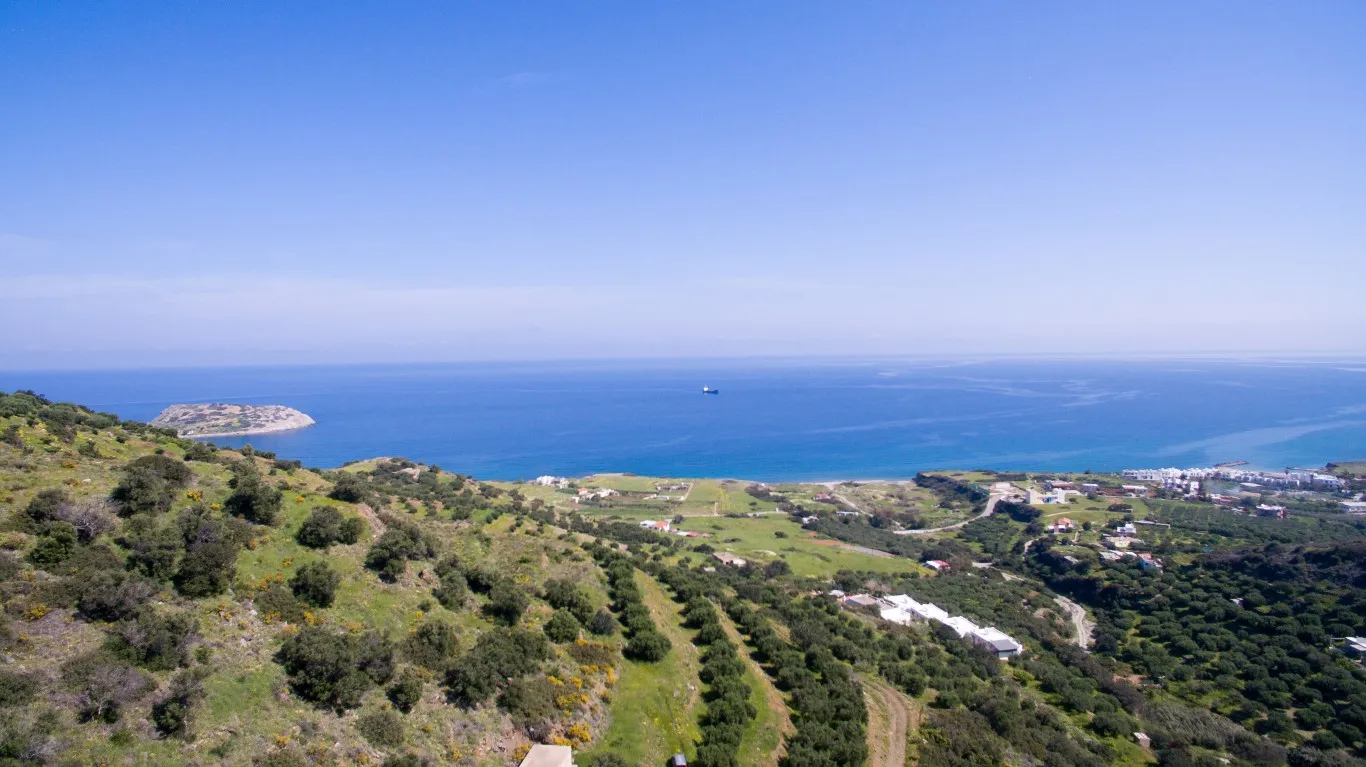 γη προς πώληση 55000 τ.μ Σητεία Νομός Λασιθίου