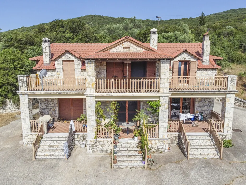 μονοκατοικία προς πώληση 271 τ.μ Τριταία Αχαΐα