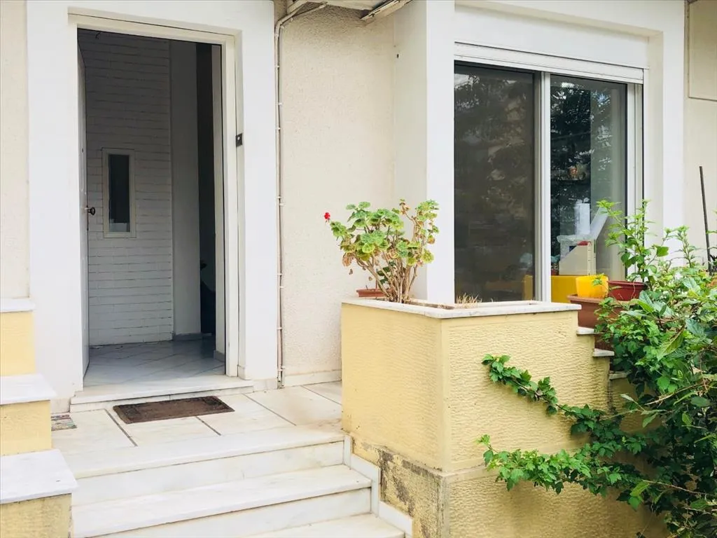 εμπορικό ακίνητο προς πώληση 79 τ.μ Βριλήσσια Βόρεια Αθήνας