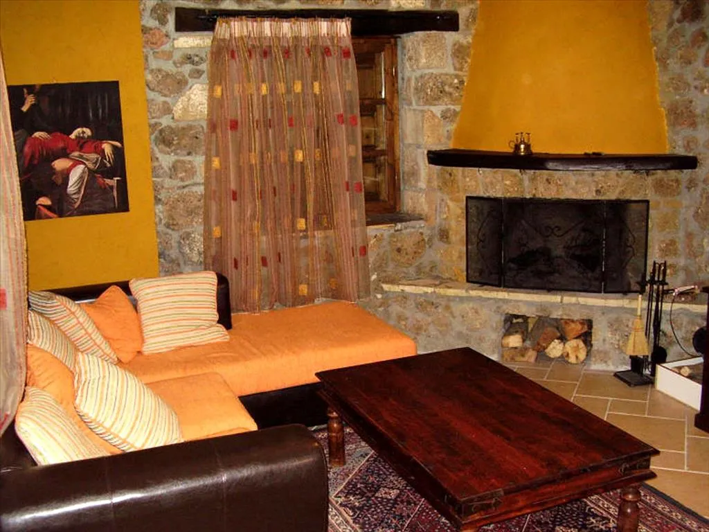 ξενοδοχείο προς πώληση 241 τ.μ Ξυλόκαστρο Κορινθία