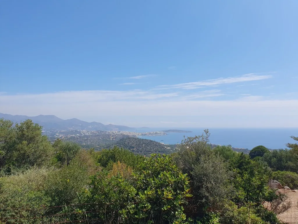 γη προς πώληση 18977 τ.μ Άγιος Νικόλαος Νομός Λασιθίου