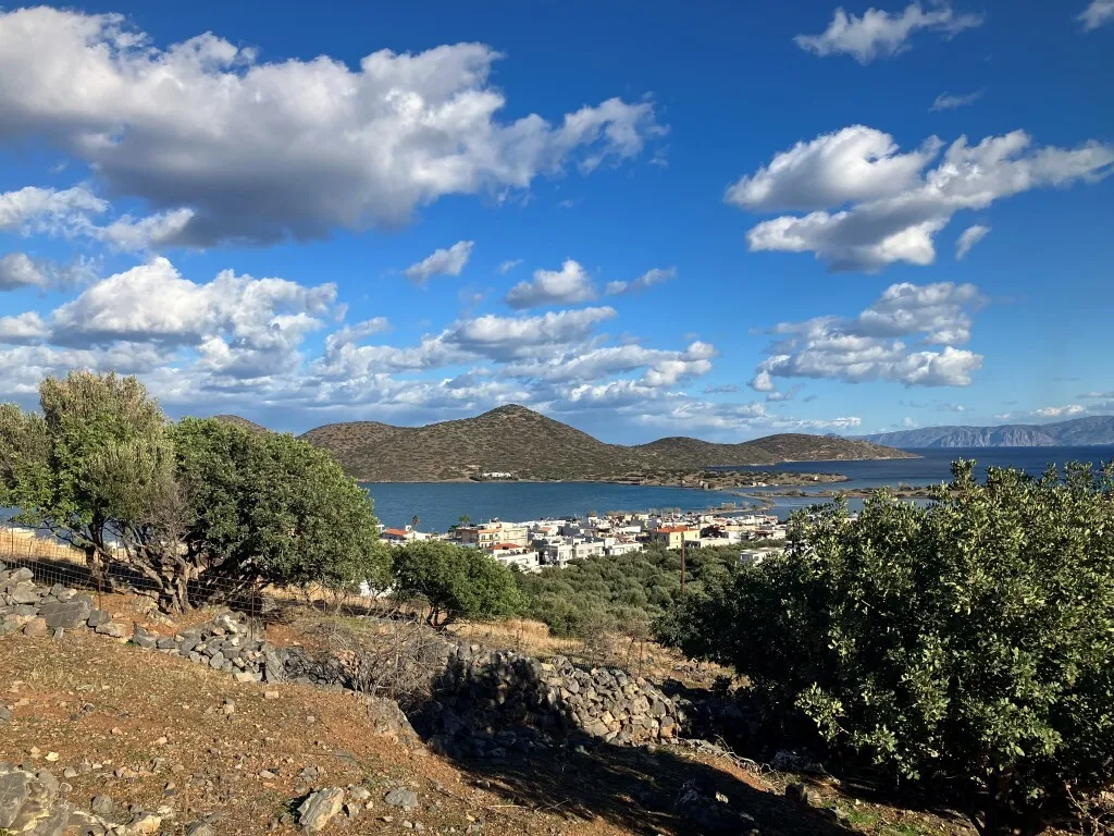 γη προς πώληση 10397 τ.μ Ελούντα Νομός Λασιθίου