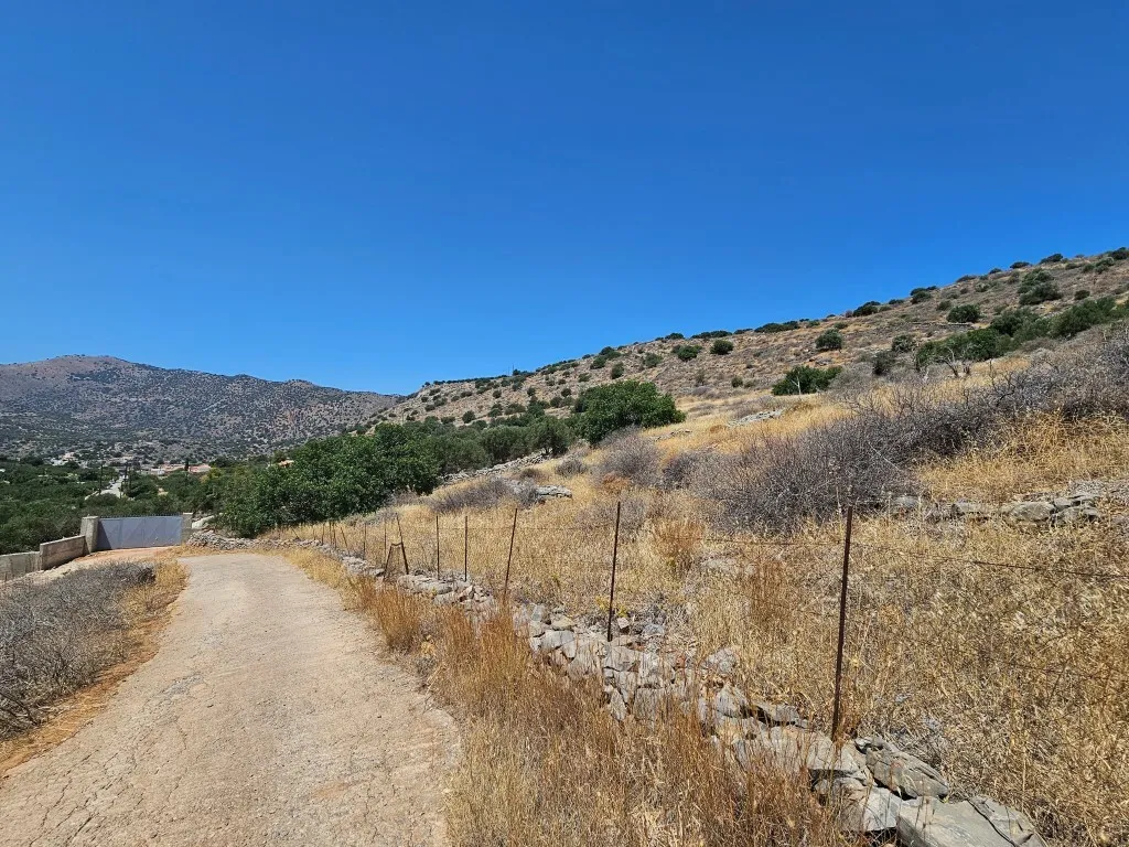 γη προς πώληση 8608 τ.μ Άγιος Νικόλαος Νομός Λασιθίου