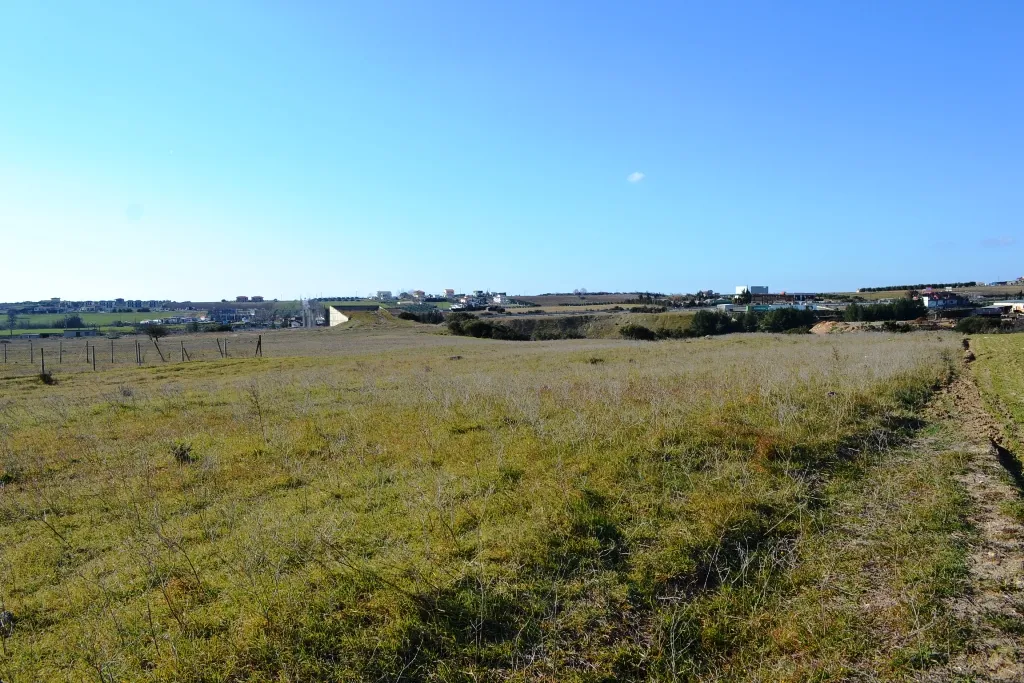 γη προς πώληση 9300 τ.μ Μίκρα Προάστια Θεσσαλονίκης