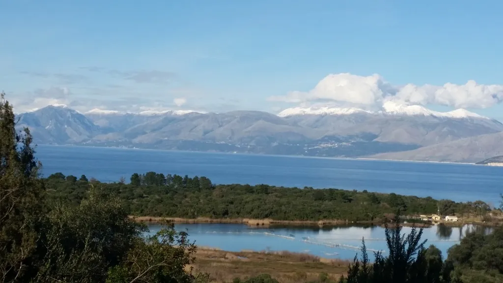 γη προς πώληση 4800 τ.μ Κέρκυρα Νομός Κέρκυρας