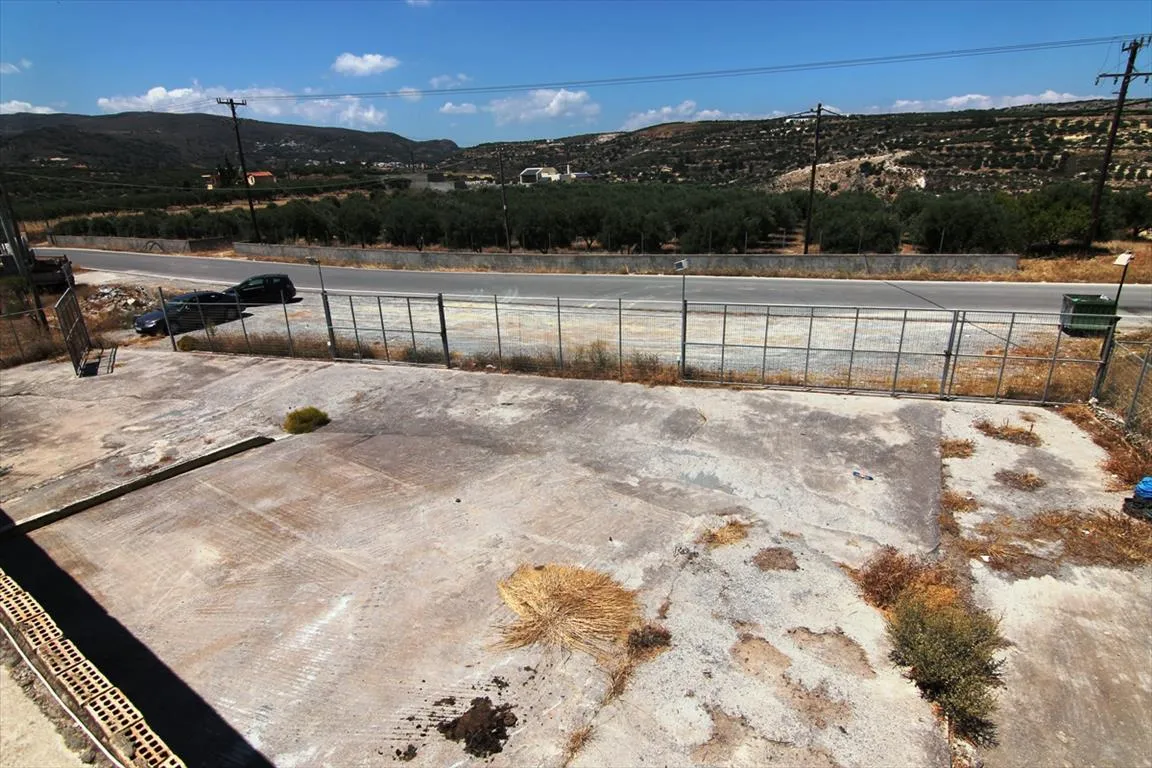 επιχείρηση προς πώληση 300 τ.μ Γούβες Νομός Ηρακλείου