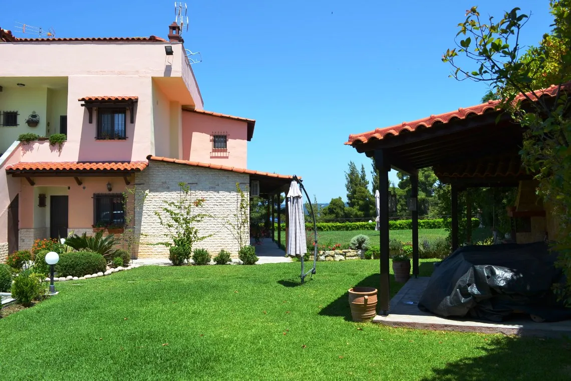 μεζονέτα προς πώληση 150 τ.μ Κασσάνδρα Χαλκιδική