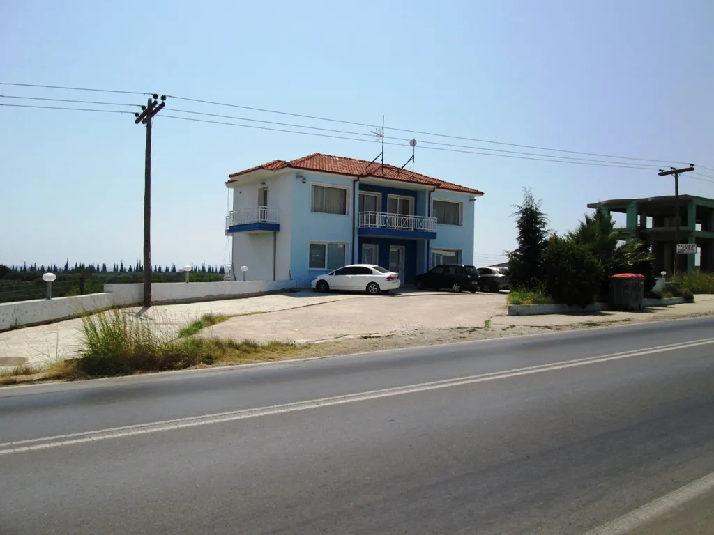 επιχείρηση προς πώληση 300 τ.μ Νέα Προποντίδα Χαλκιδική