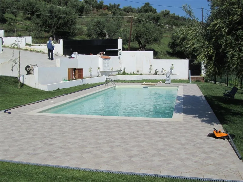 βίλα προς πώληση 595 τ.μ Τολοφώνα Φωκίδα