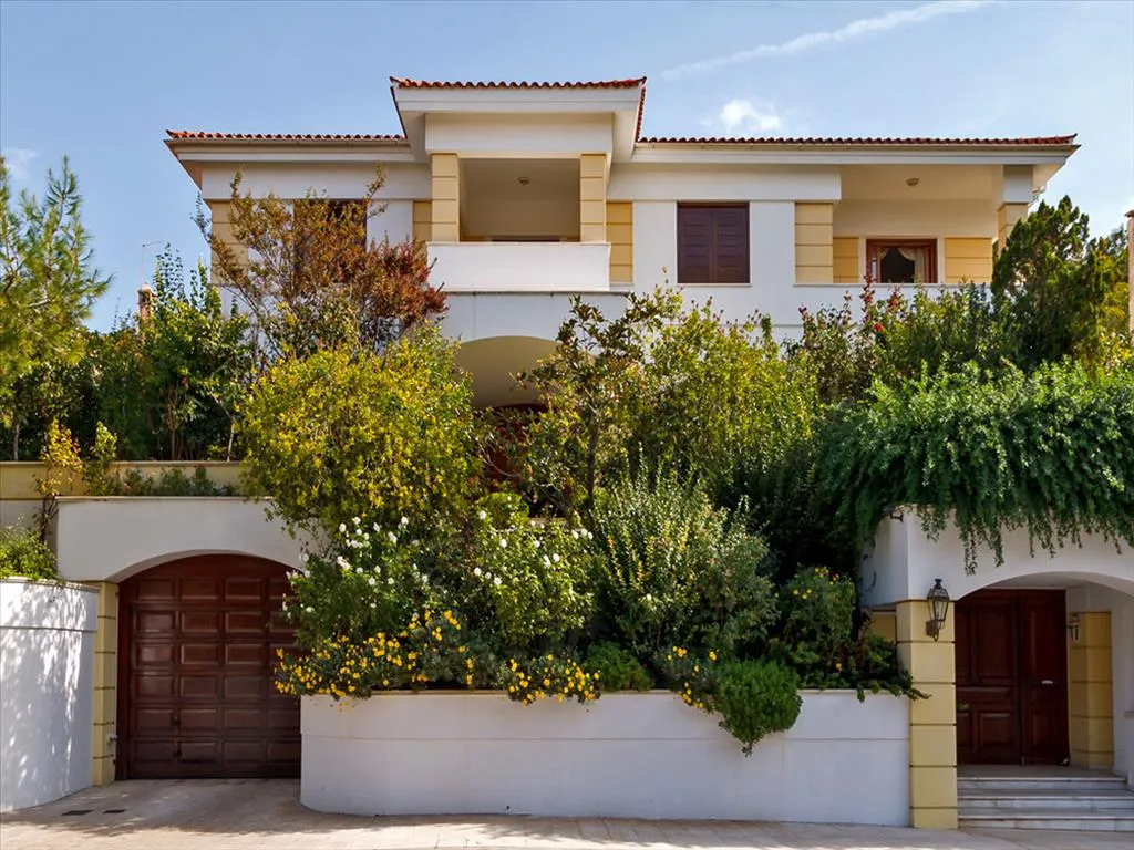 βίλα προς πώληση 1200 τ.μ Κηφισιά Βόρεια Αθήνας