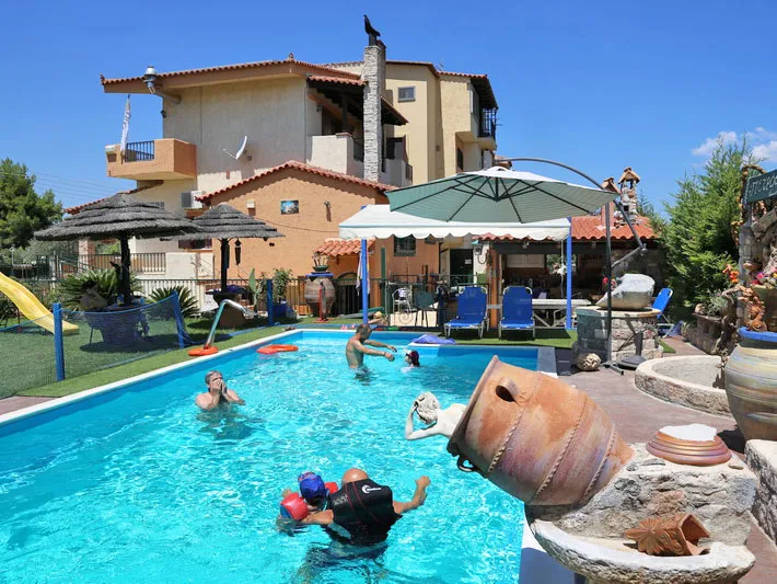 συγκρότημα προς πώληση 614 τ.μ Αυλίδα Εύβοια