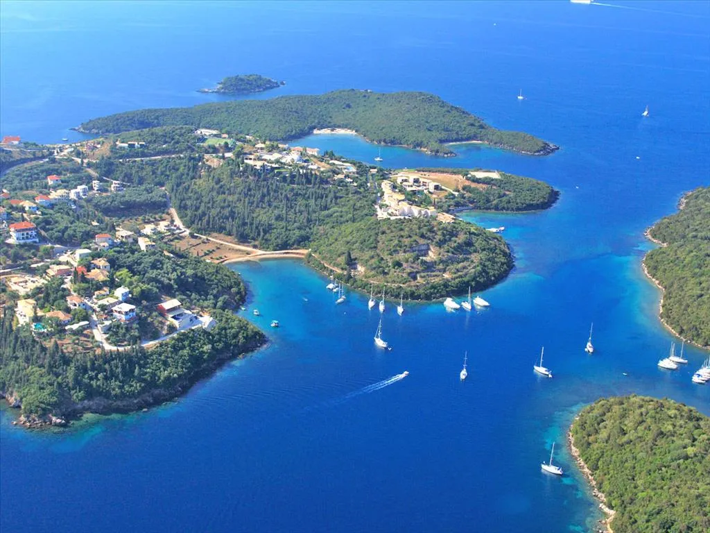 γη προς πώληση 10000 τ.μ Σύβοτα Θεσπρωτία