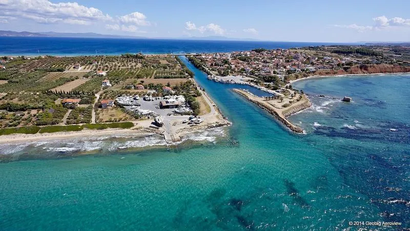 επιχείρηση προς πώληση 70 τ.μ Κασσάνδρα Χαλκιδική