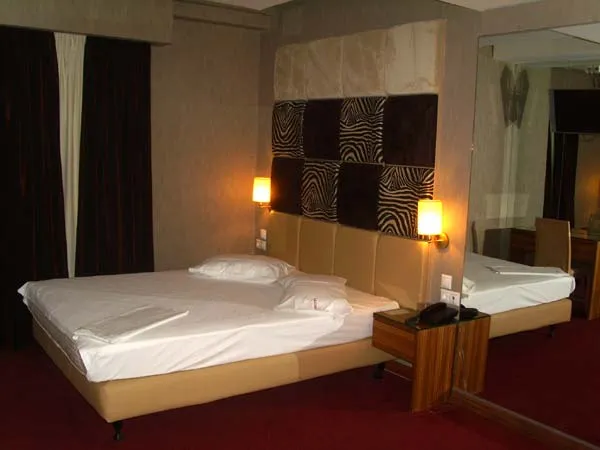 ξενοδοχείο προς πώληση 4022 τ.μ Καλλιθέα Νότια Αθήνας