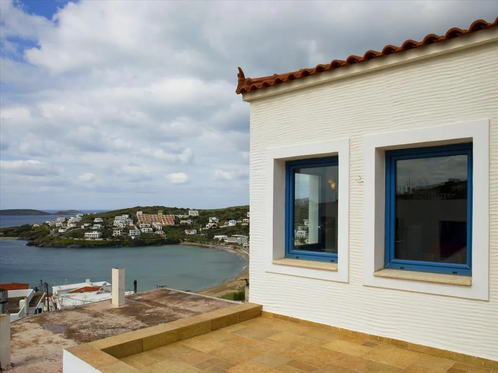 επιχείρηση προς πώληση 370 τ.μ  Κυκλάδες