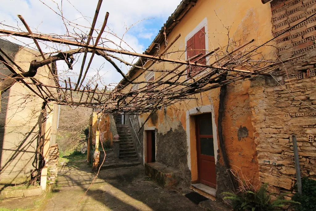 μονοκατοικία προς πώληση 256 τ.μ Κέρκυρα Νομός Κέρκυρας