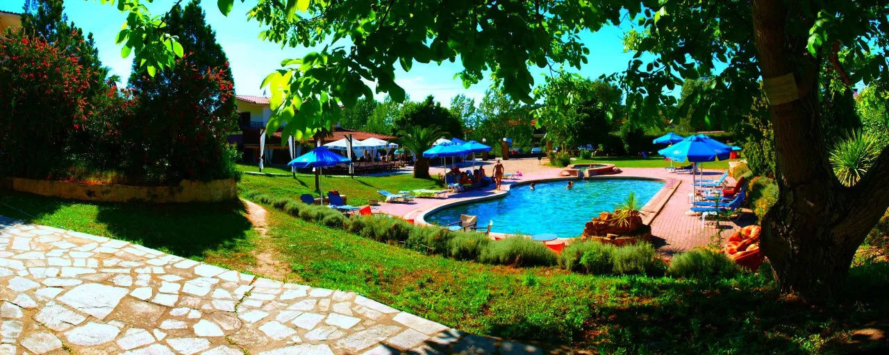 ξενοδοχείο προς πώληση 1500 τ.μ Κασσάνδρα Χαλκιδική