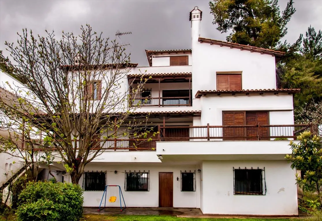 μονοκατοικία προς πώληση 380 τ.μ Άγιος Στέφανος Βόρεια Αθήνας