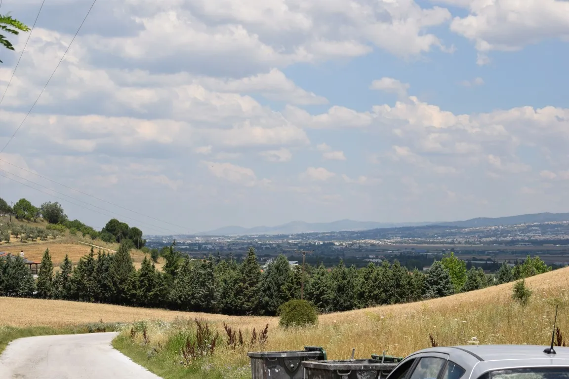 γη προς πώληση 2400 τ.μ Βασιλικά Προάστια Θεσσαλονίκης