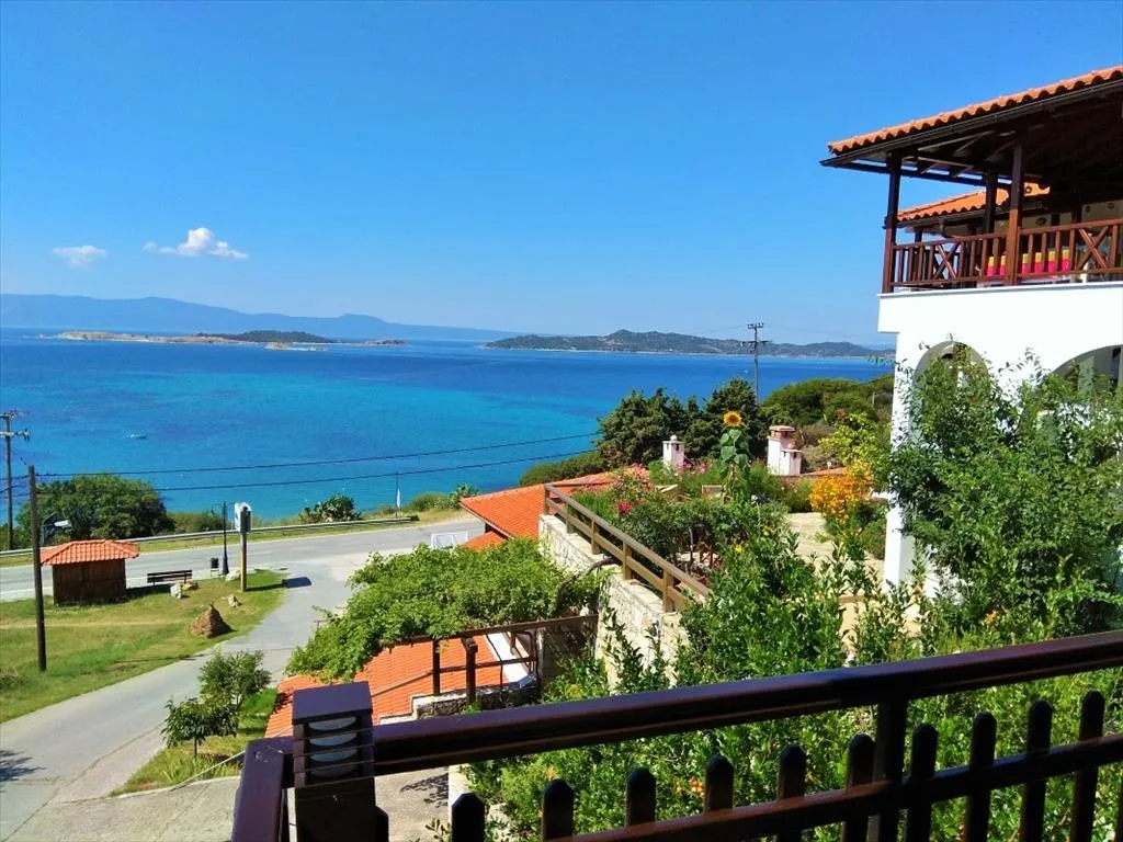 ξενοδοχείο προς πώληση 1000 τ.μ Αριστοτέλης Χαλκιδική