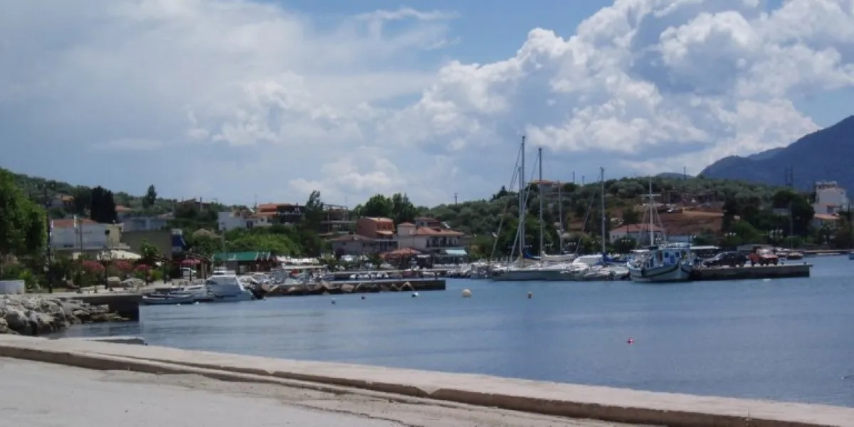 γη προς πώληση 4047 τ.μ Στυλίδα Φθιώτιδα