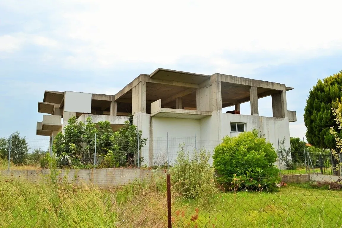 επιχείρηση προς πώληση 1000 τ.μ Κασσάνδρα Χαλκιδική