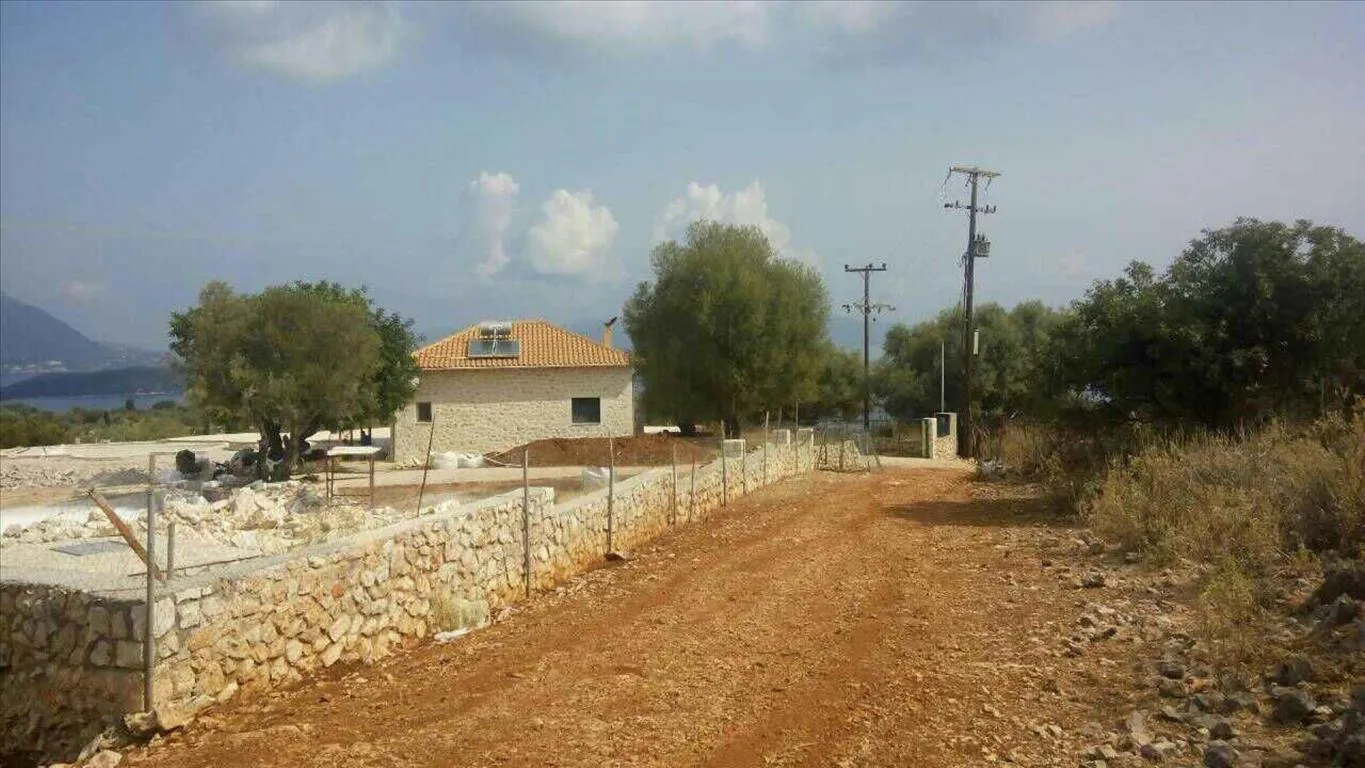 γη προς πώληση 7800 τ.μ Μεγανήσι Νομός Λευκάδας