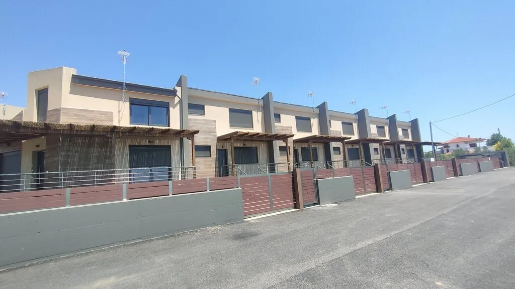 μεζονέτα προς πώληση 64 τ.μ Νέα Προποντίδα Χαλκιδική