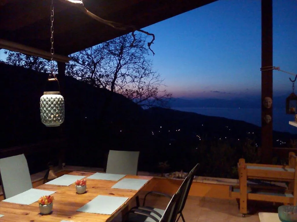 μονοκατοικία προς πώληση 170 τ.μ Ευρωστίνα Κορινθία