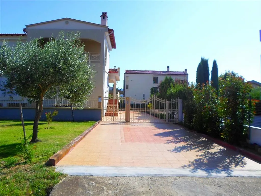 μονοκατοικία προς πώληση 350 τ.μ Βασιλικά Προάστια Θεσσαλονίκης