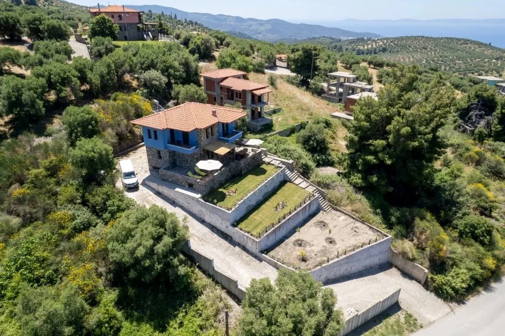 μονοκατοικία προς πώληση 150 τ.μ Σιθωνία Χαλκιδική