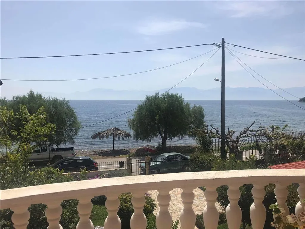 μονοκατοικία προς πώληση 125 τ.μ Γαλαξίδι Φωκίδα