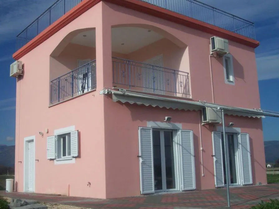 μονοκατοικία προς πώληση 98 τ.μ Λέρνα Αργολίδα